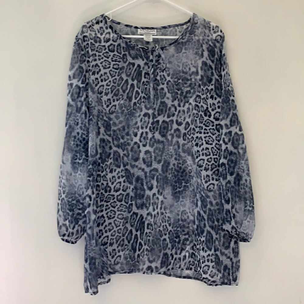 Venezia vitale sheer cheetah print long tie front tunic top. Size L Length 32”